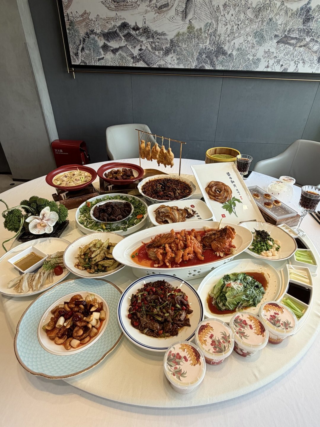 全聚德在北京站开了家70平快餐店:烤鸭58元一份,人均36元,真实口碑都在这了