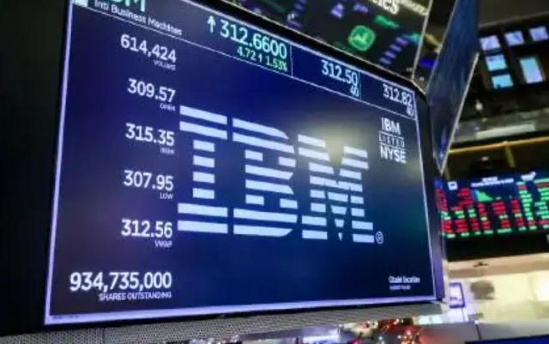 撤出中国研发两年后，IBM转头把DeepSeek带进了美国：蓝色巨人这次卖的是什么