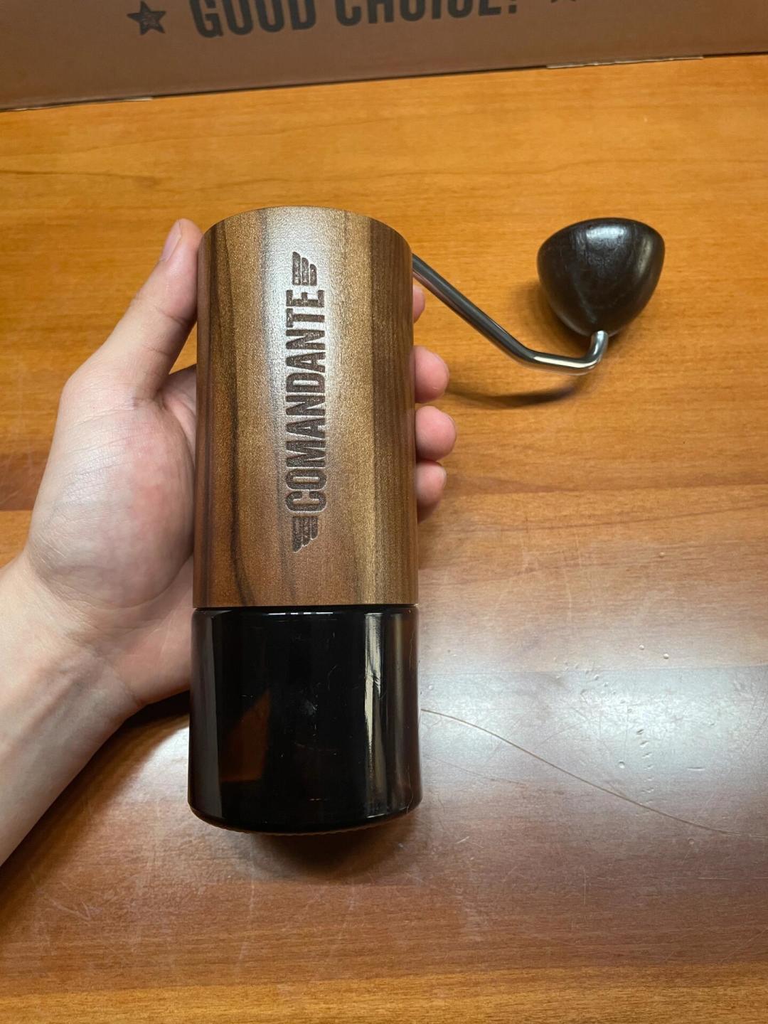 1600元的Comandante C40到手，手冲却没变好喝？先别怪磨豆机，这5个坑新手全在踩