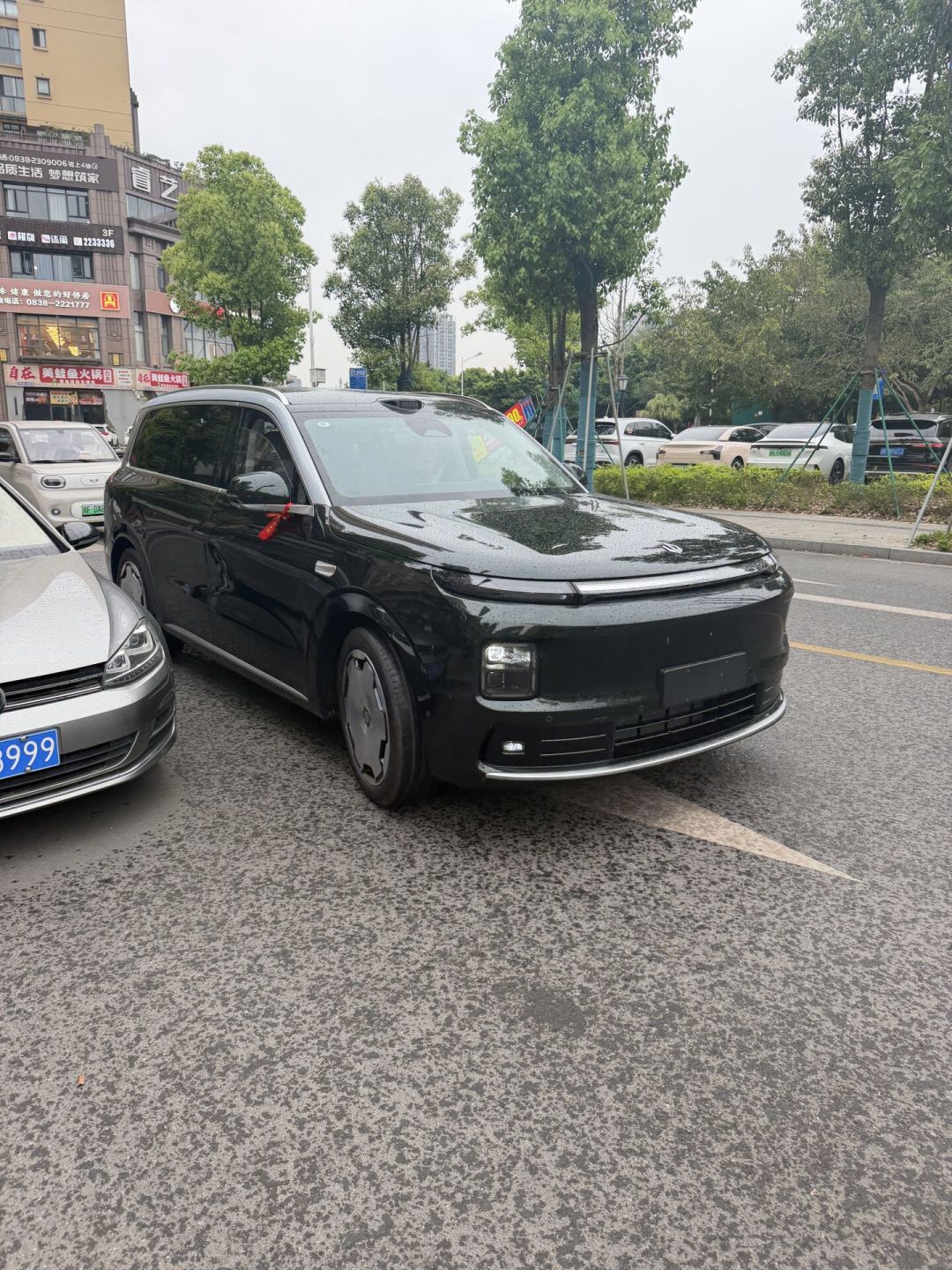 小米澎程贴脸对标零跑D19,朱江明公开回怼:全栈自研和全域自研一字之差,天壤之别