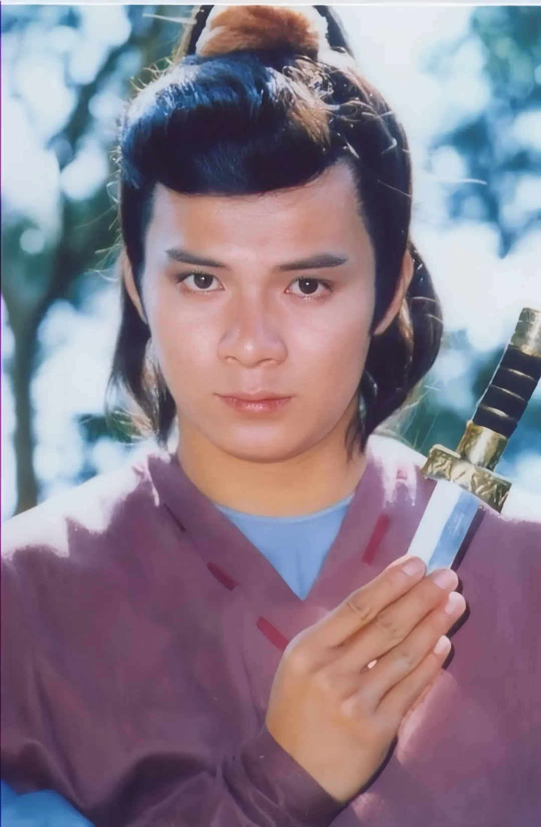 乔峰和郭靖，谁的降龙十八掌更强？翻完金庸三部原著的证据，这场架终于能说清了