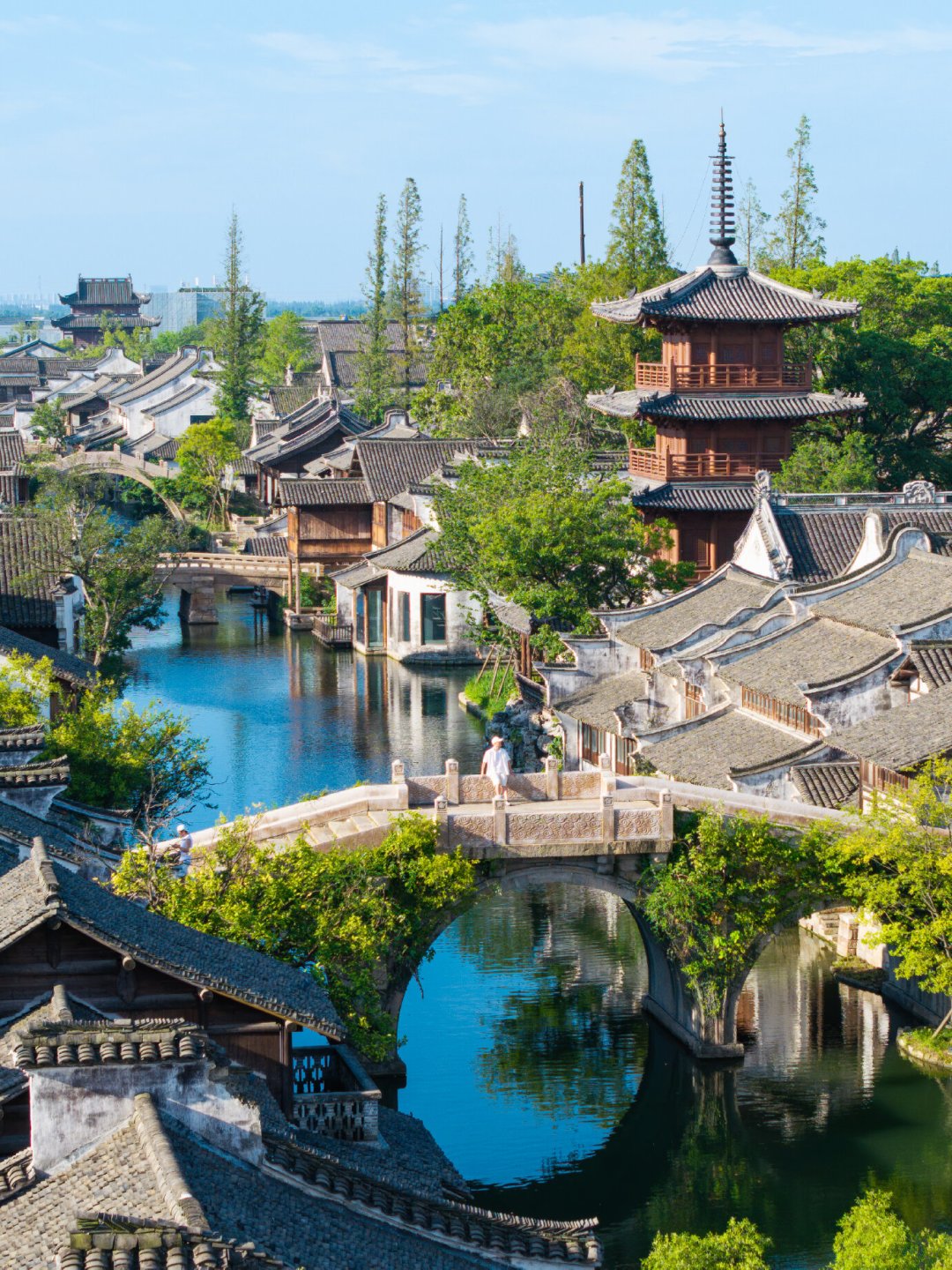 《歌手》淘汰两周后，魏如萱的下一个舞台定了：9月初盐官，首届面向公众的浪潮音乐大赏怎么蹲