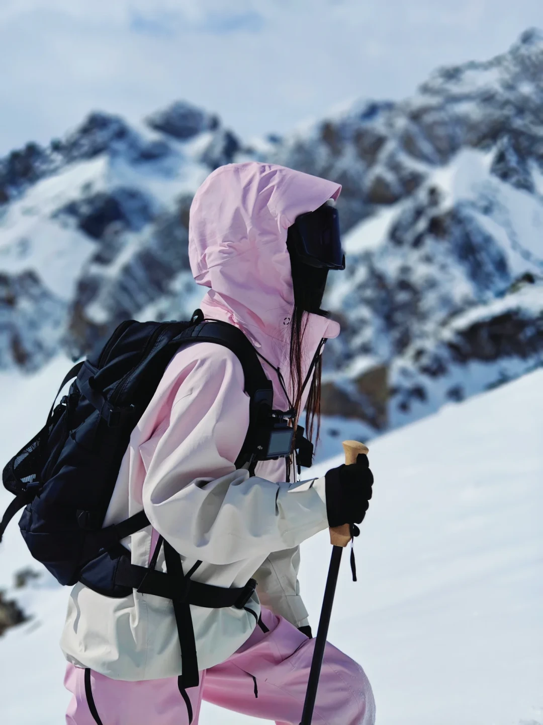 滑雪登山火了,想入门的人,先趁淡季把这笔账算明白