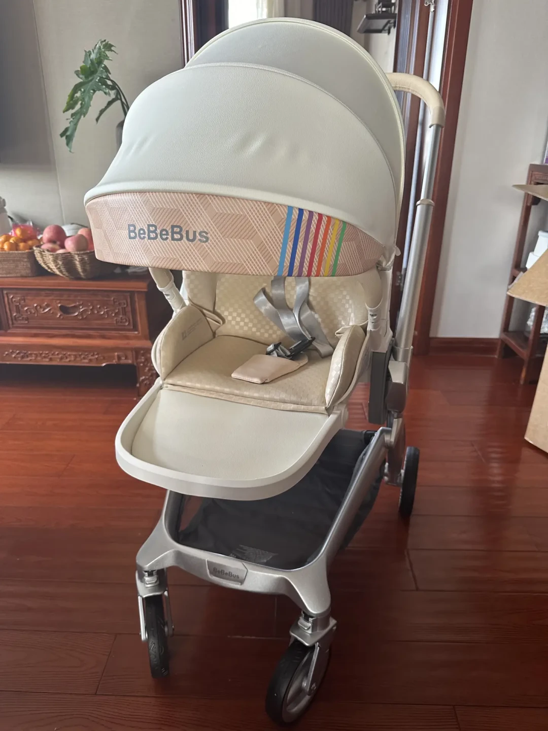 种草帖铺天盖地的BeBeBus，真实口碑到底怎么样？四条产品线一次盘清楚