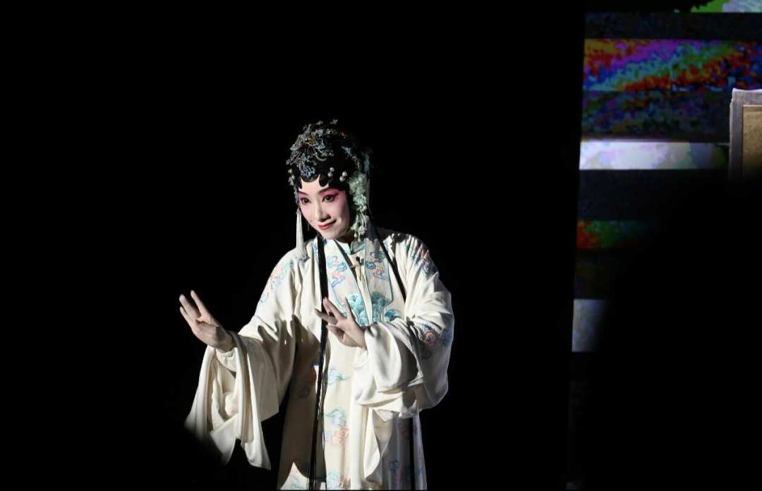 演了22年,看一场少一场:青春版《牡丹亭》2026观演攻略,全本、精华本、校园版怎么选,看完再买票