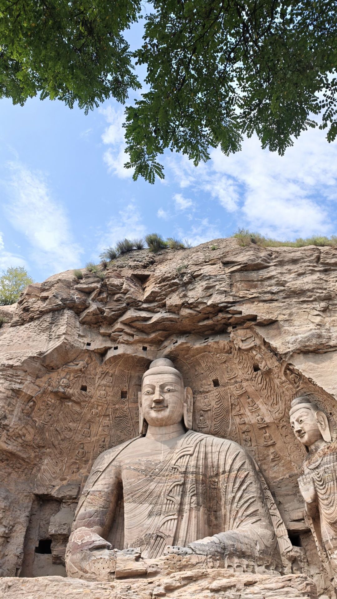 暑期云冈石窟排队实录：进景区不用排，只有第6窟要排——但能看第6窟的窗口期可能不多了