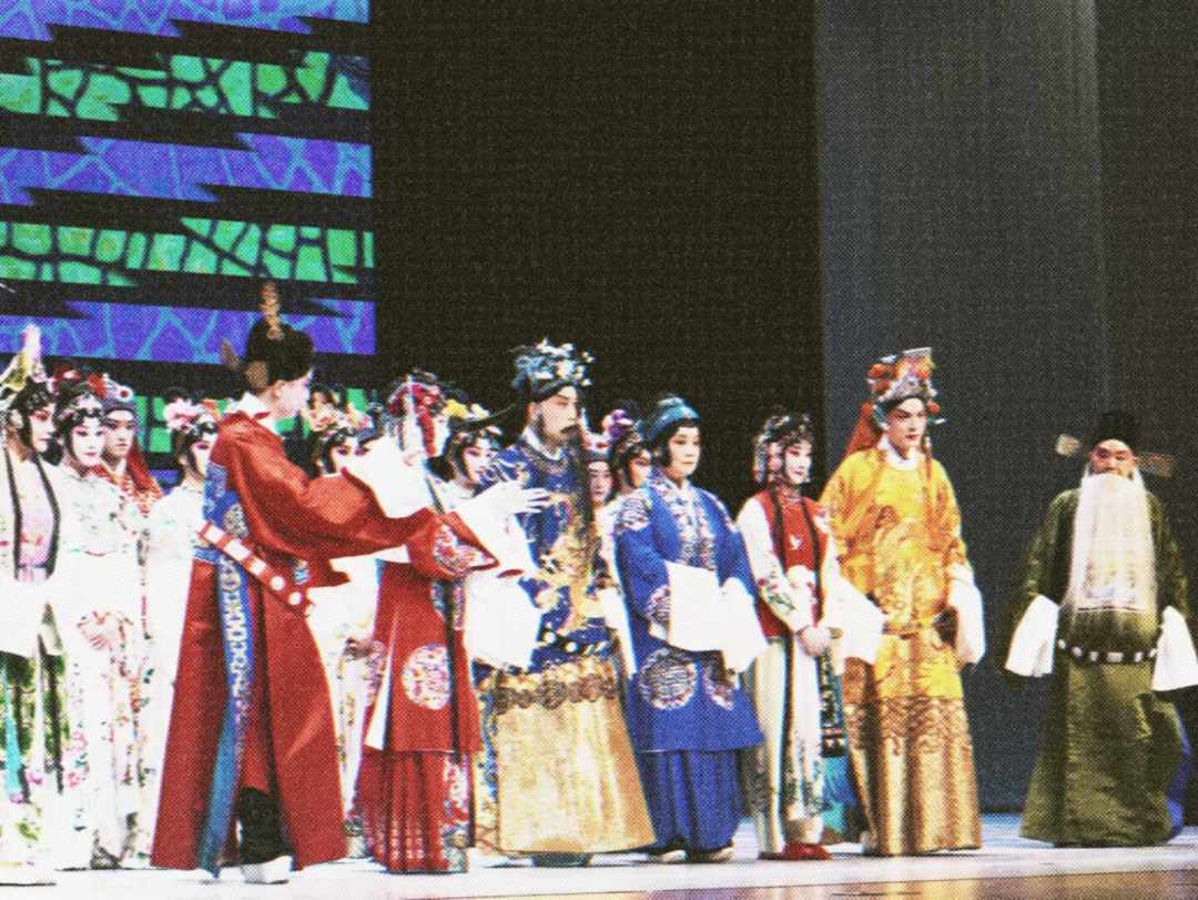 演了22年,看一场少一场:青春版《牡丹亭》2026观演攻略,全本、精华本、校园版怎么选,看完再买票