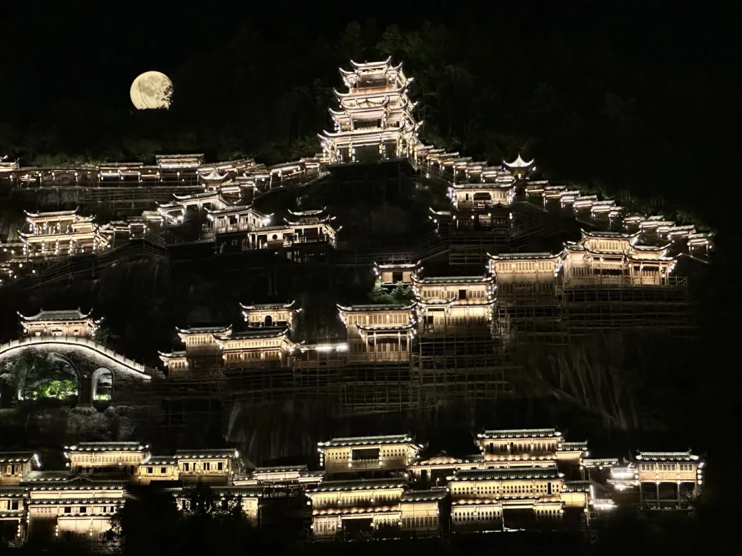 望仙谷8月因