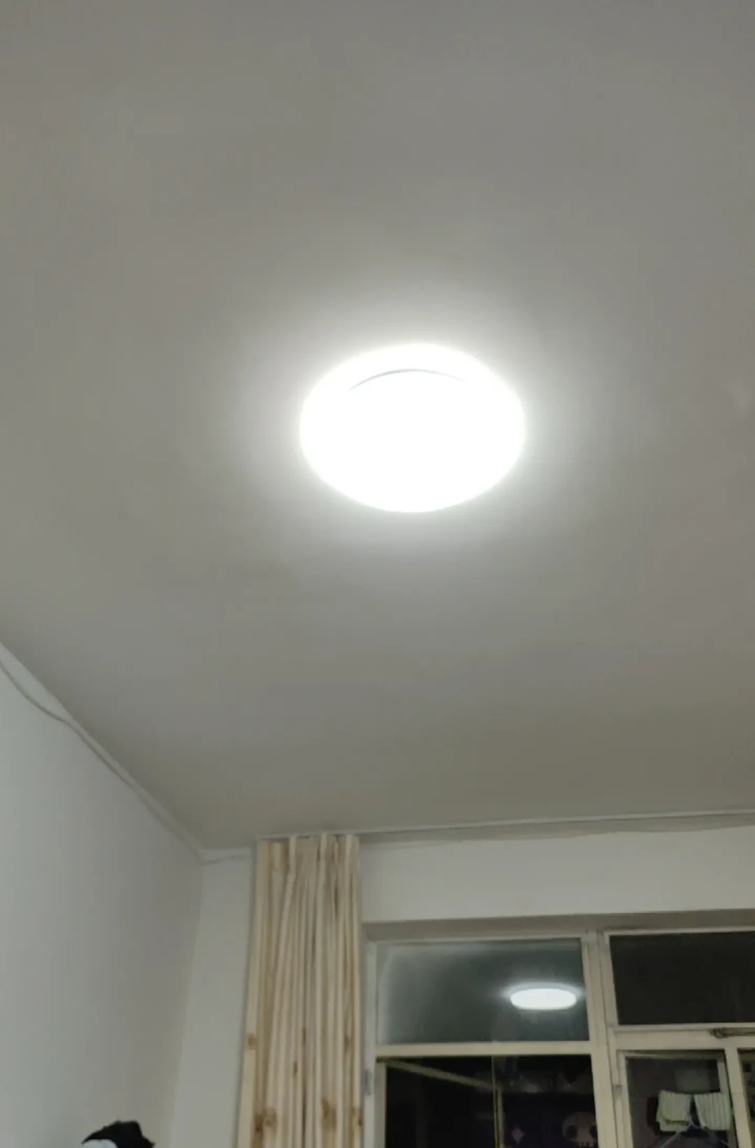 吸顶灯坏了别急着换整灯:20块自己修好,但先看懂这三个
