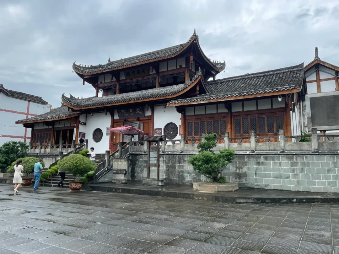 《神探狄仁杰》把袁天罡带火了，拿正史一核对，这位反派只有名字是真的