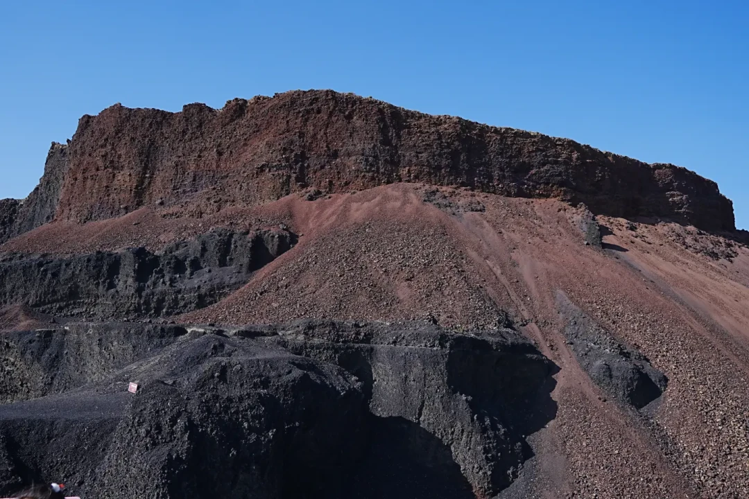 一边喊避雷,一边喊值回票价:我翻了20多篇乌兰哈达火山刚回来的实测,把这笔账算清楚了
