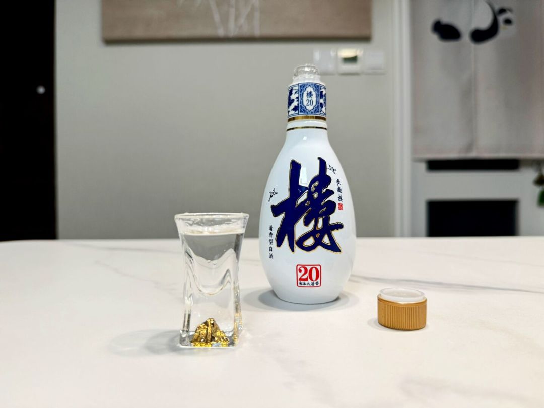 提到黄鹤楼只想到烟和景点?你可能错过了湖北唯一的
