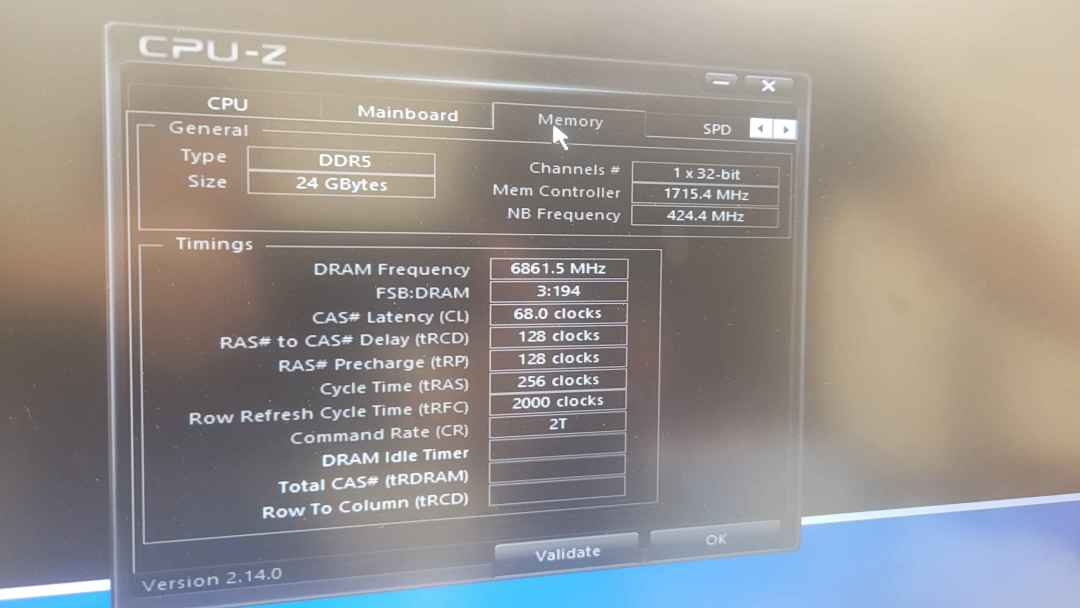 DDR5世界纪录推上13604 MT/s，内存涨价还没到头：这个夏天的HWBOT榜单能看出什么