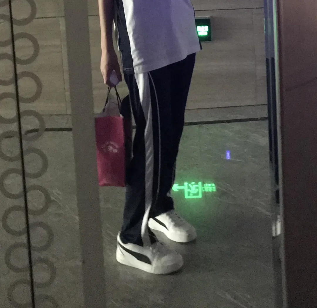 开学不穿大牌会被议论?球鞋穿搭这件事,100-500元足够搞定