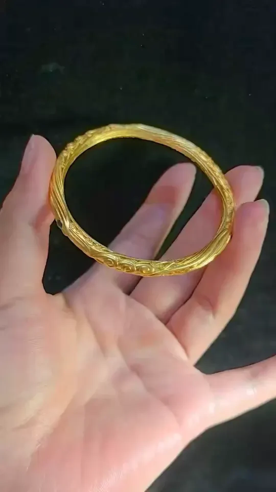 金饰一夜涨了46元/克:三大工艺工费从30到300元/克,哪种一回收就归零?