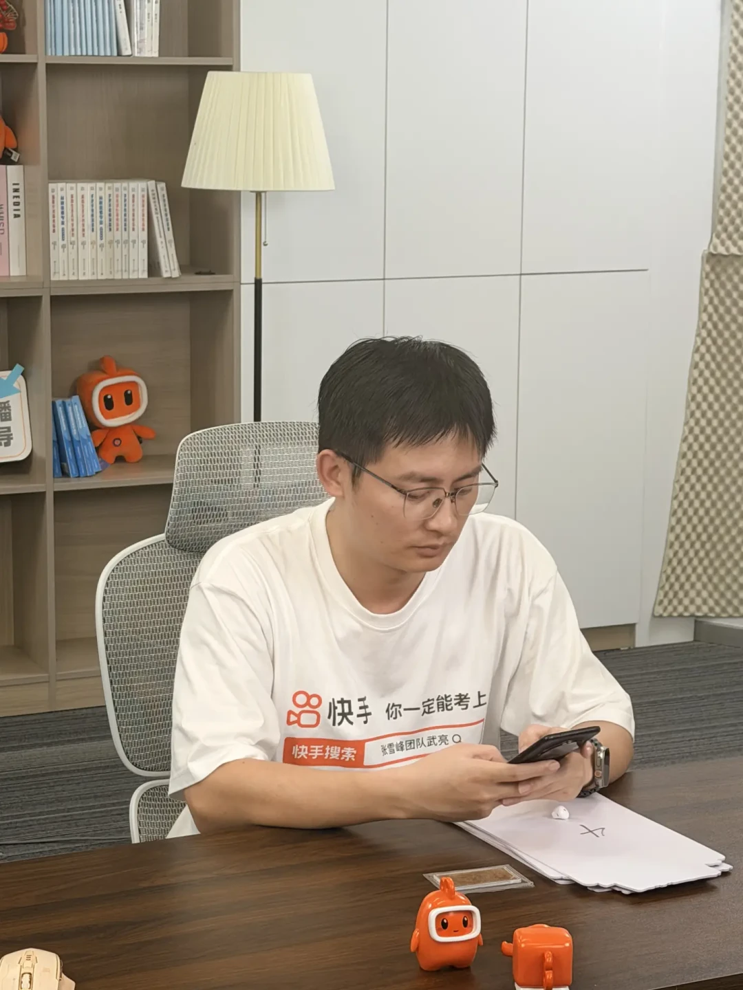 张雪峰离开5个月,峰学蔚来改名、换股东、总经理住院:万元志愿填报服务还能买吗