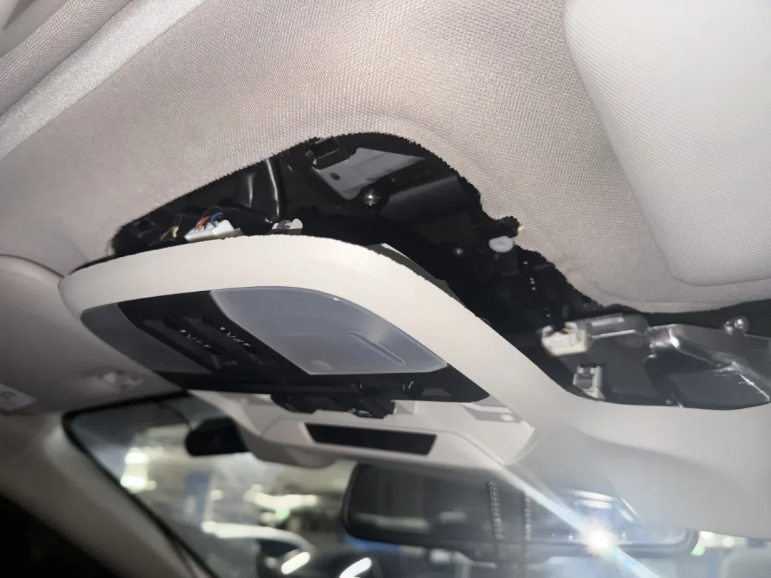 几百块的老手机,真能给油车装上智驾?openpilot 改装这三本账,建议先算清楚再动手