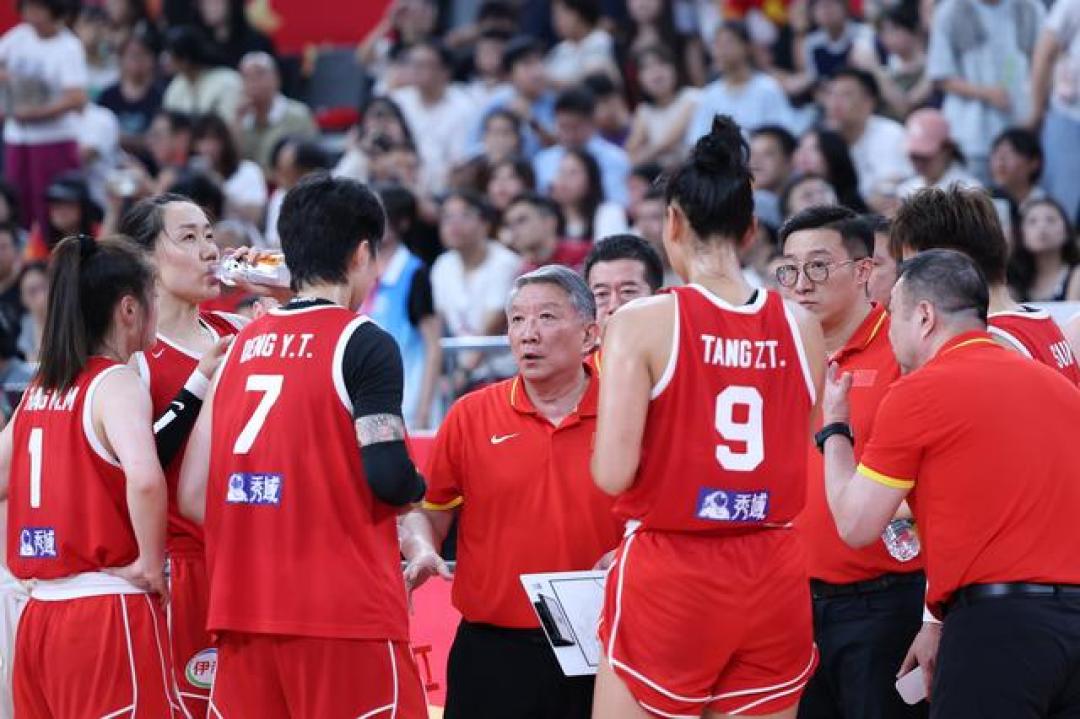 张子宇在场全胜、轮休就半场输29分:这轮热身赛把宫鲁鸣的底牌和死穴都摊开了