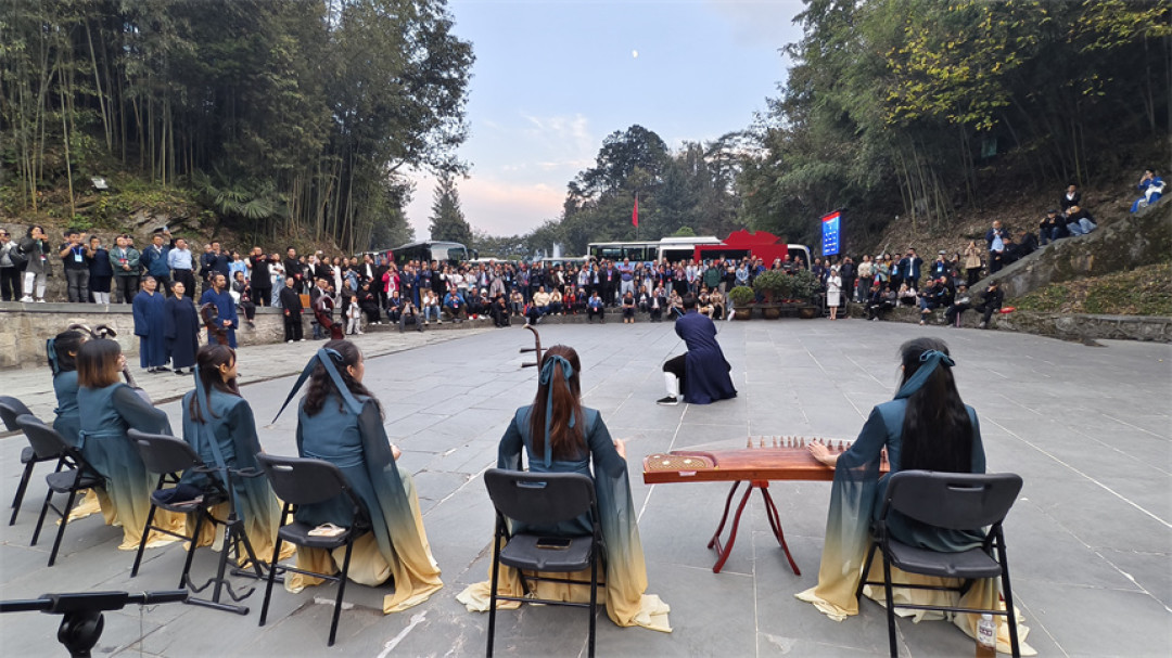 练完24式想学42式太极拳?先把这篇看完:两者区别、学习路线、全网教学视频都整理好了