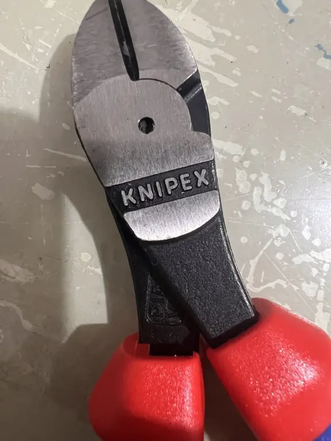 KNIPEX斜口钳正换代,有人收到了旧款:翻完全网避坑帖和鉴定帖,我把这份四款选购表也理齐了