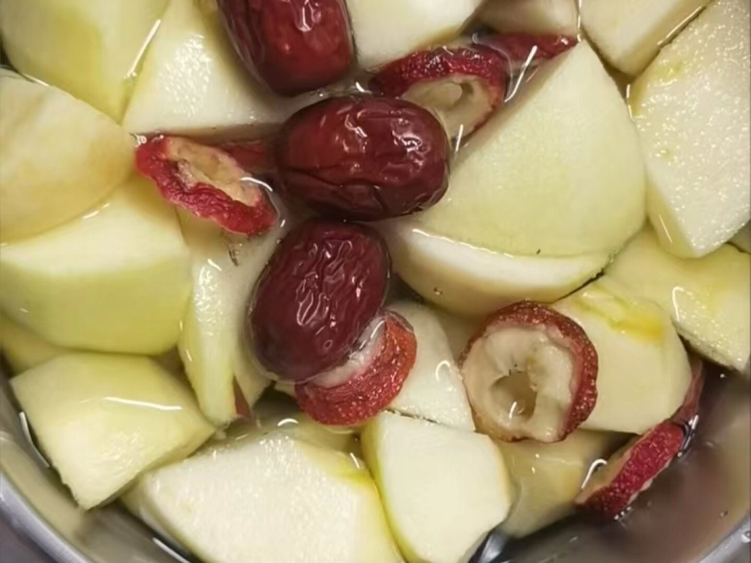 孩子积食别乱买消食药:9种常用中成药对症选,消积和健脾的顺序别搞反
