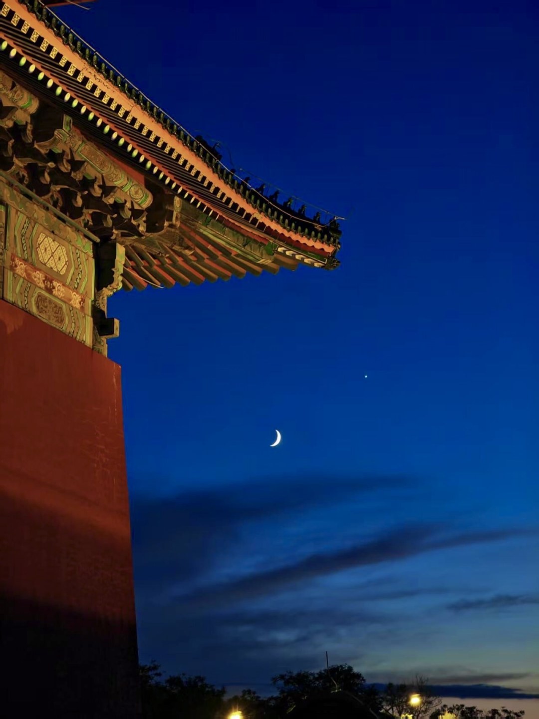 128元,在北京700年鼓楼下听一场现场:「鼓楼音乐夜」八月只剩最后两场,票怎么买、怎么玩
