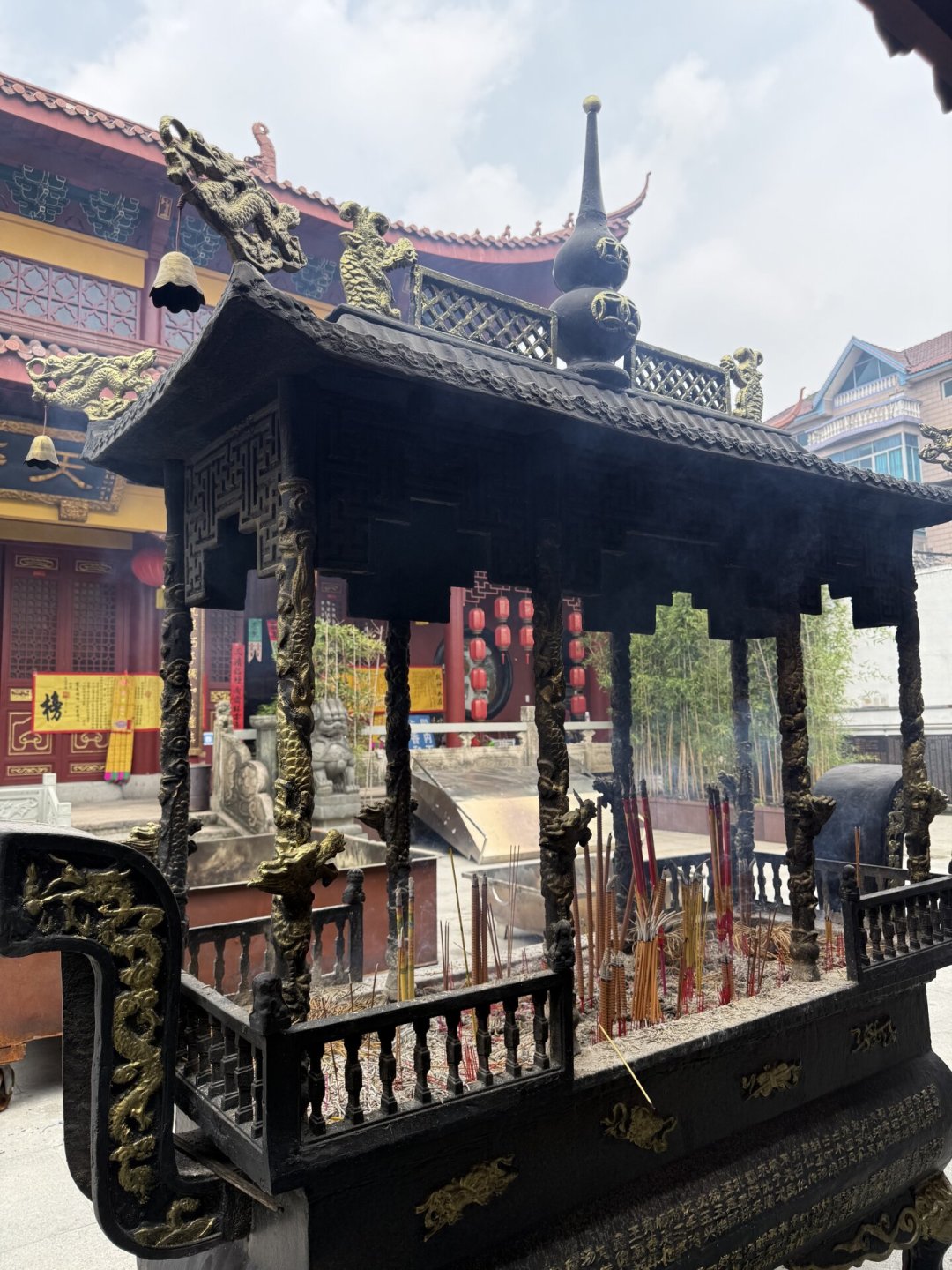 别被春节庙会劝退:8月的庙会全国还在开,先分清三种