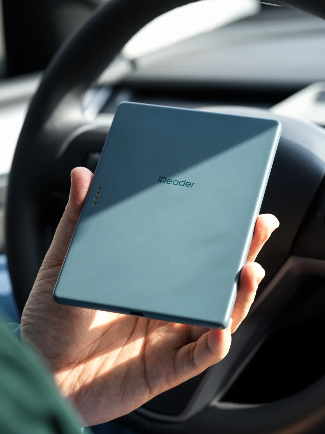 还在抢救你的 Kindle 吗？有人已经悄悄换机了：写给老用户的国产电纸书换机决策指南