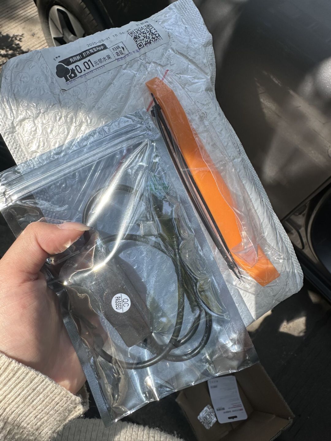 6月行车记录仪销量榜:海康威视卖得最多,销额第一却换成70迈:翻完38万台数据,高温天买前算这三笔账