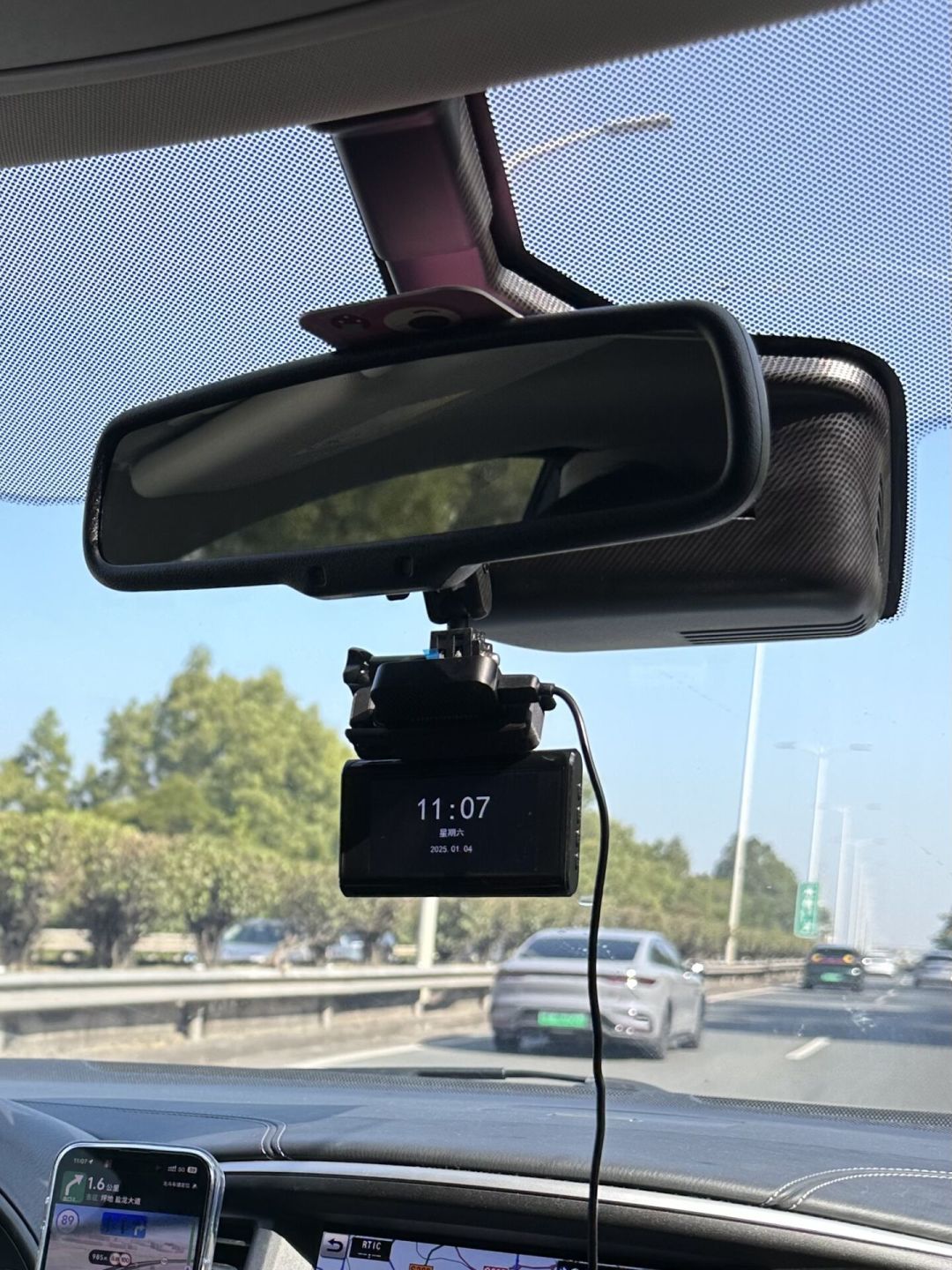 6月行车记录仪销量榜:海康威视卖得最多,销额第一却换成70迈:翻完38万台数据,高温天买前算这三笔账
