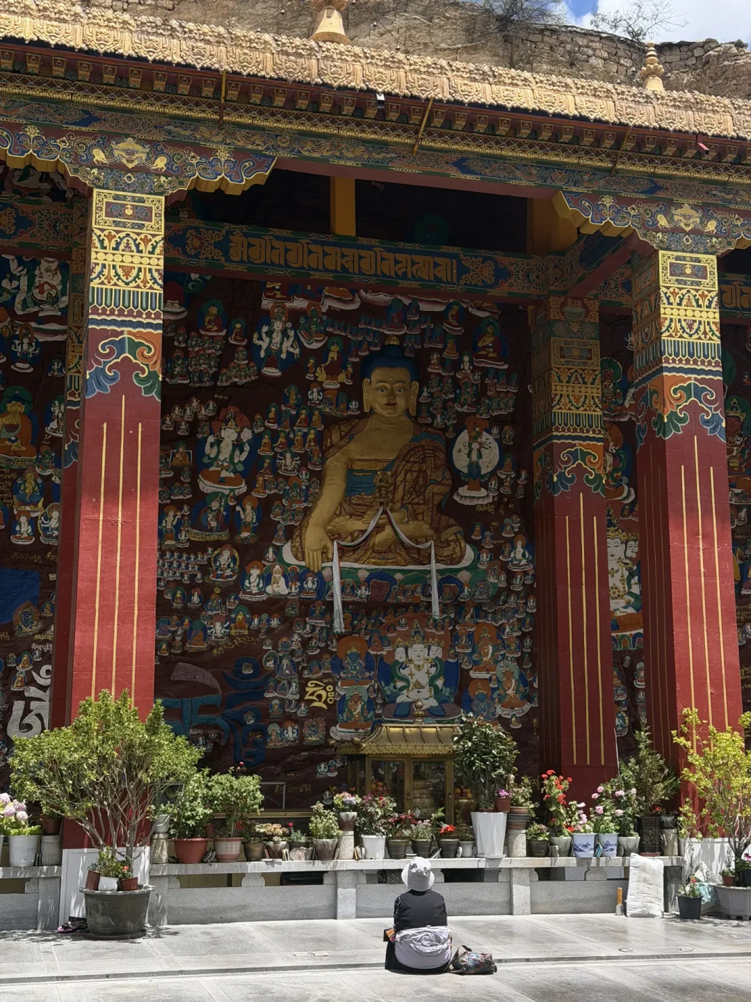 有人80元点100盏灯,有人却写了800元:走完318到大昭寺,点灯前先搞懂这套“双轨制”
