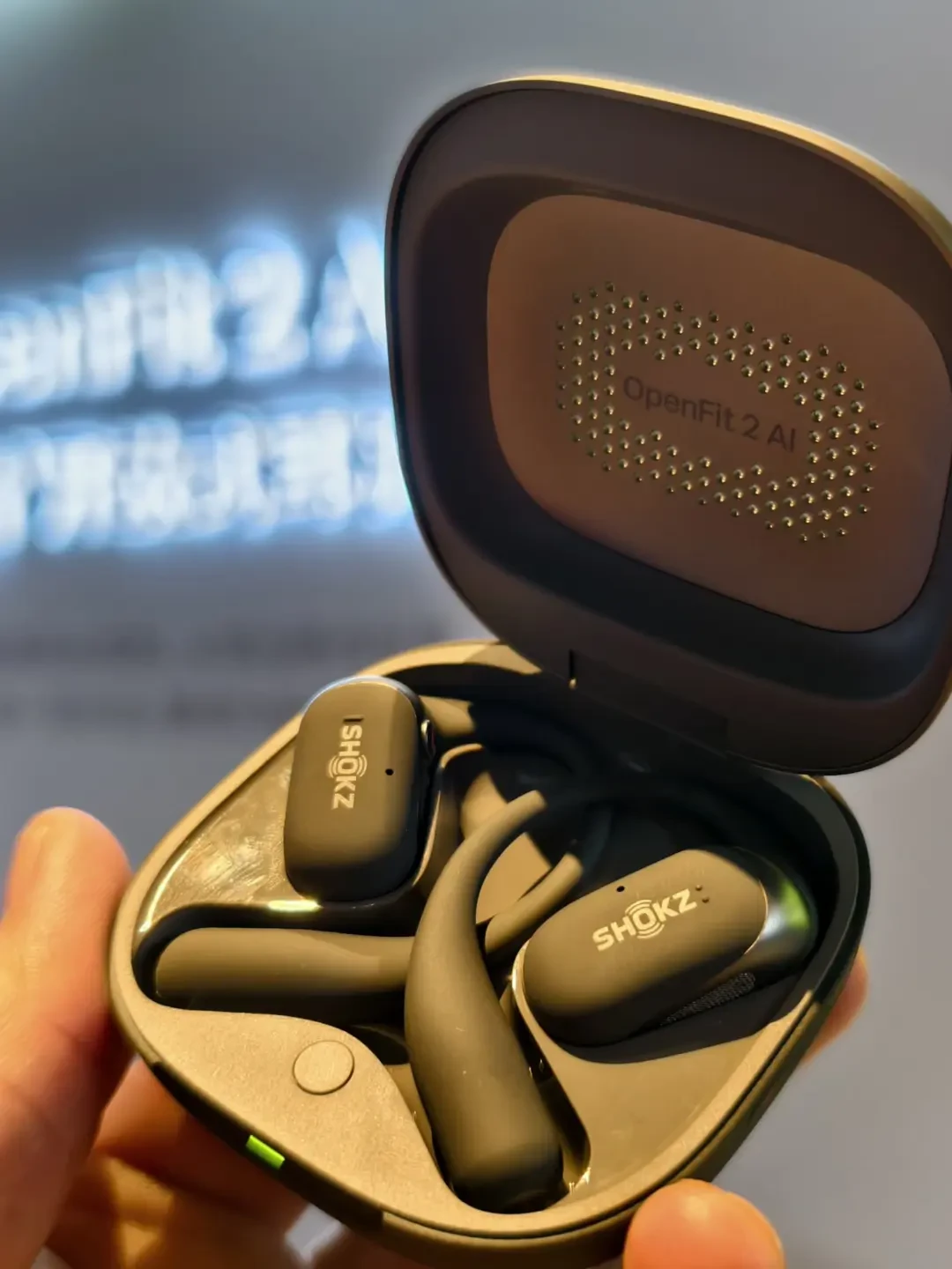 都是AI录音耳机，一个开放一个入耳：韶音OpenFit 2 AI和讯飞Pro3怎么选，8月24日发售前想清楚这件事