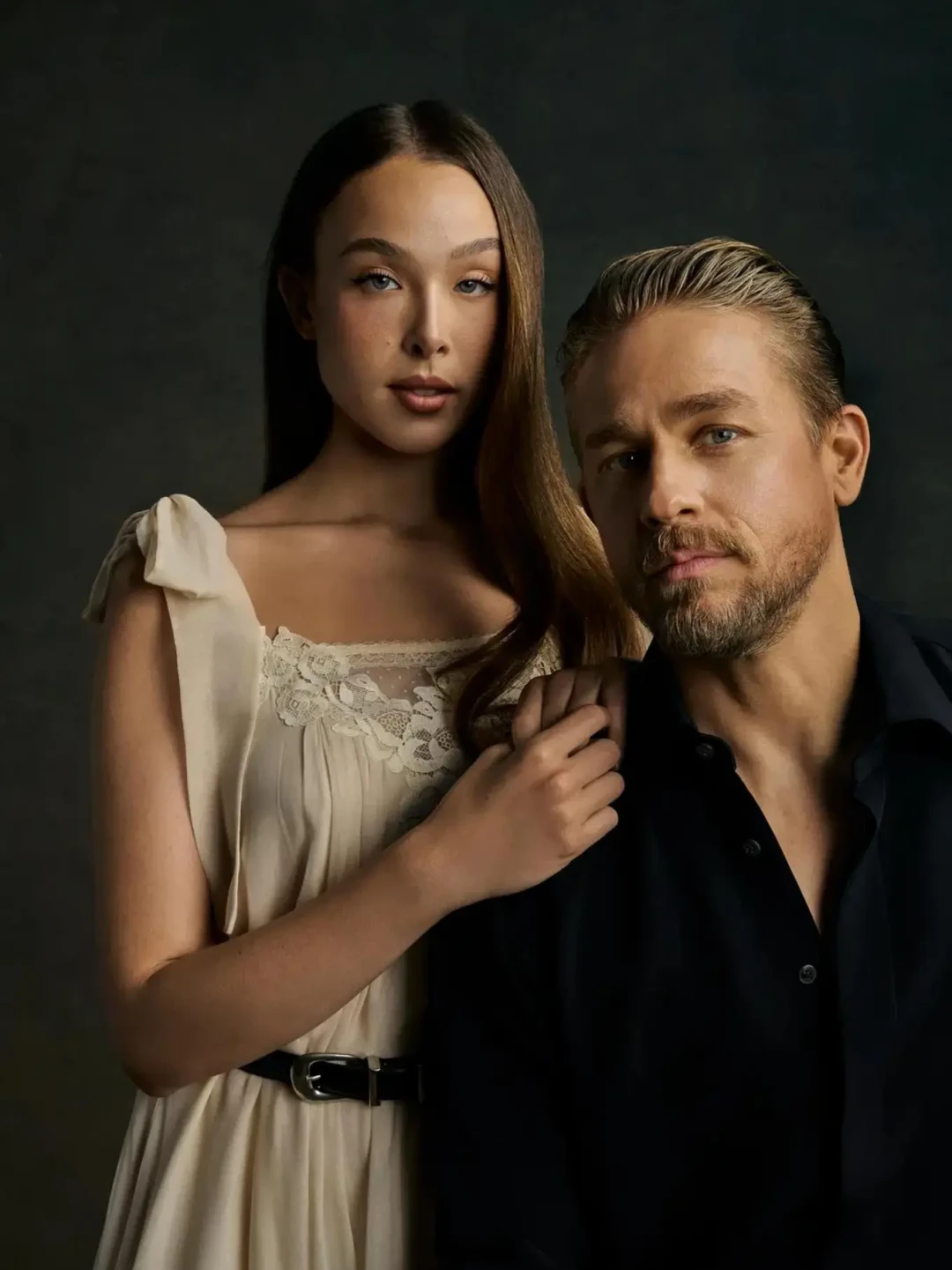 砍死了父亲和继母,陪审团却说“她没这个体力”:Netflix《怪物》第四季9.17上线,这个百年悬案先给悬疑党捋清楚