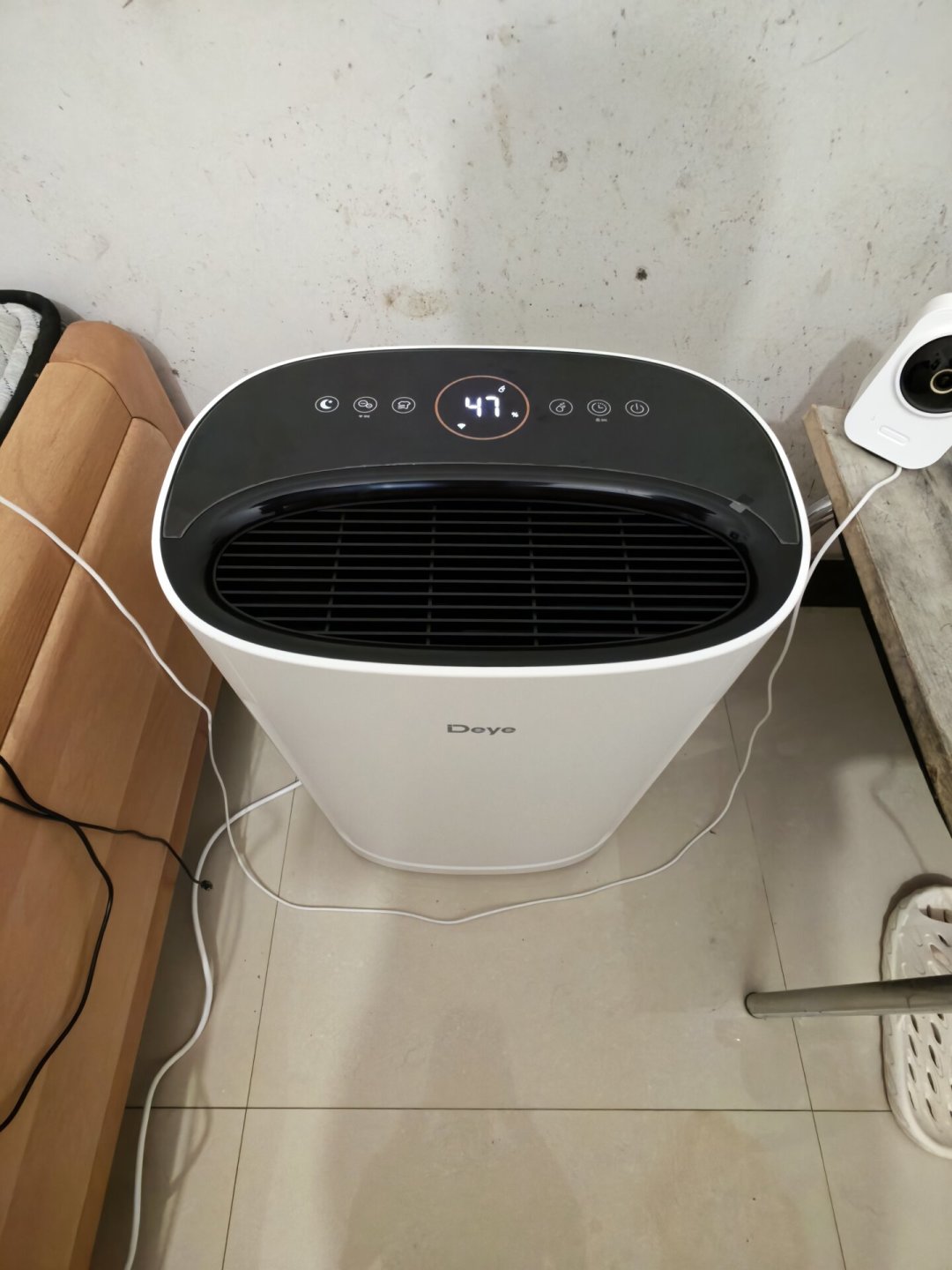 除湿机的“干衣模式”能代替烘干机吗?两拨用户吵了一夏天,答案卡在4个前提上