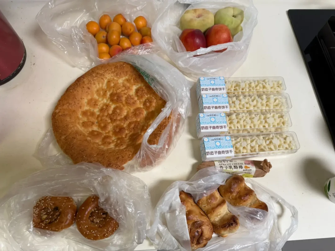 新疆特产的坑不止在结账:邮寄掉包、到家长虫,翻完20多条避坑帖整理出这份安全带回家清单