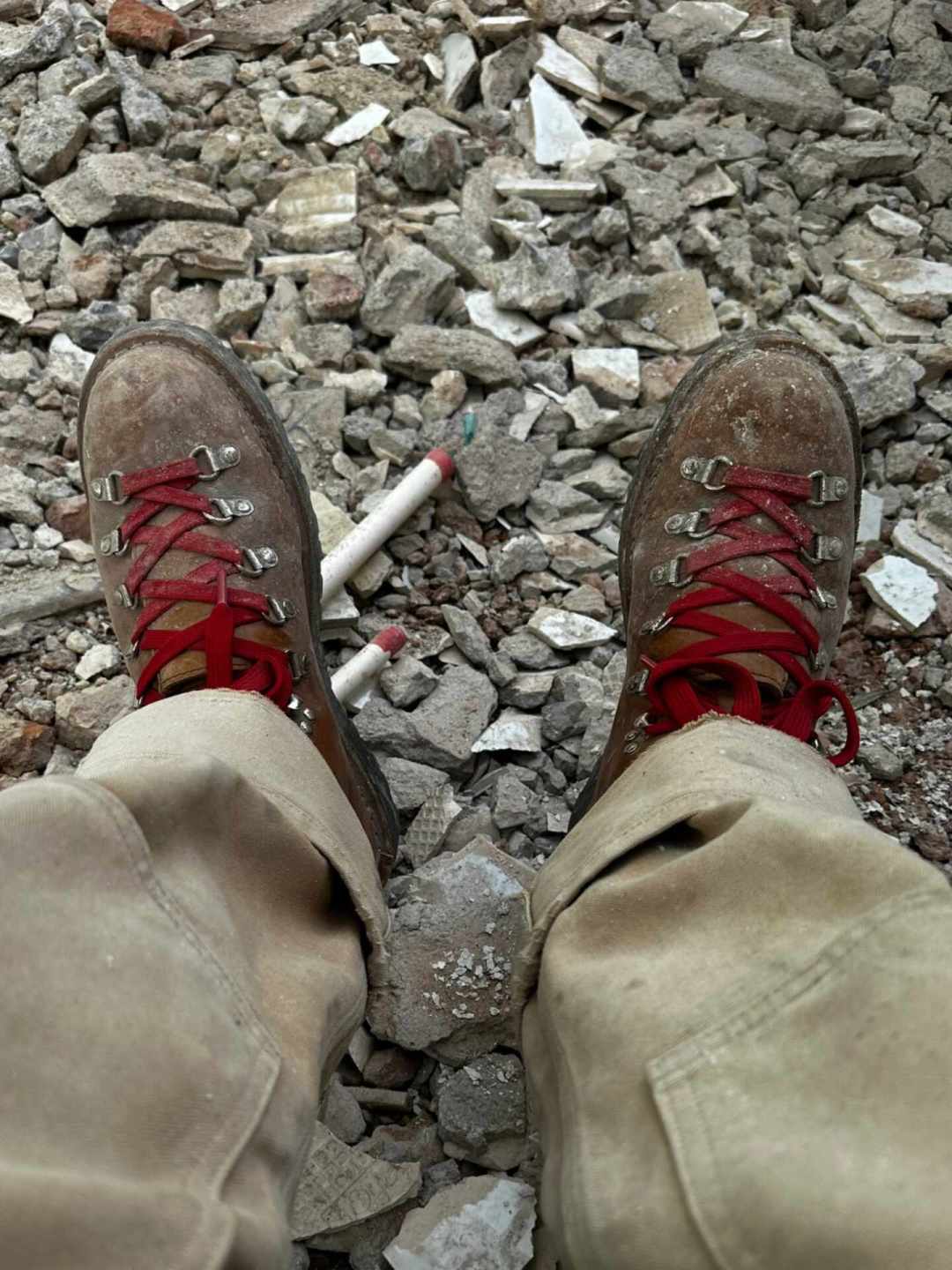 想穿山脉之光去徒步？翻遍全网两派实测后，适合谁、怎么用，一次说清
