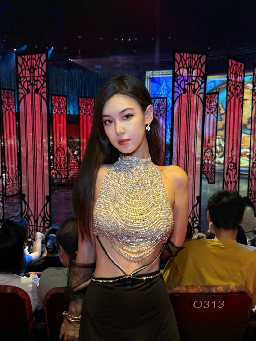 小红书上一半的澳门《水舞间》帖子都是票代?翻完回归一年的真实观后感,值不值得看、买哪档票一篇说清