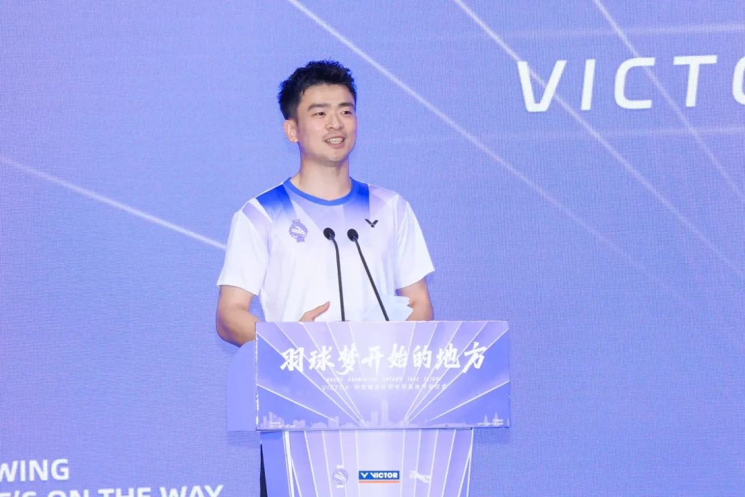 雅思谢幕八个月:黄雅琼回家入编当老师,郑思维把羽毛球做成了生意