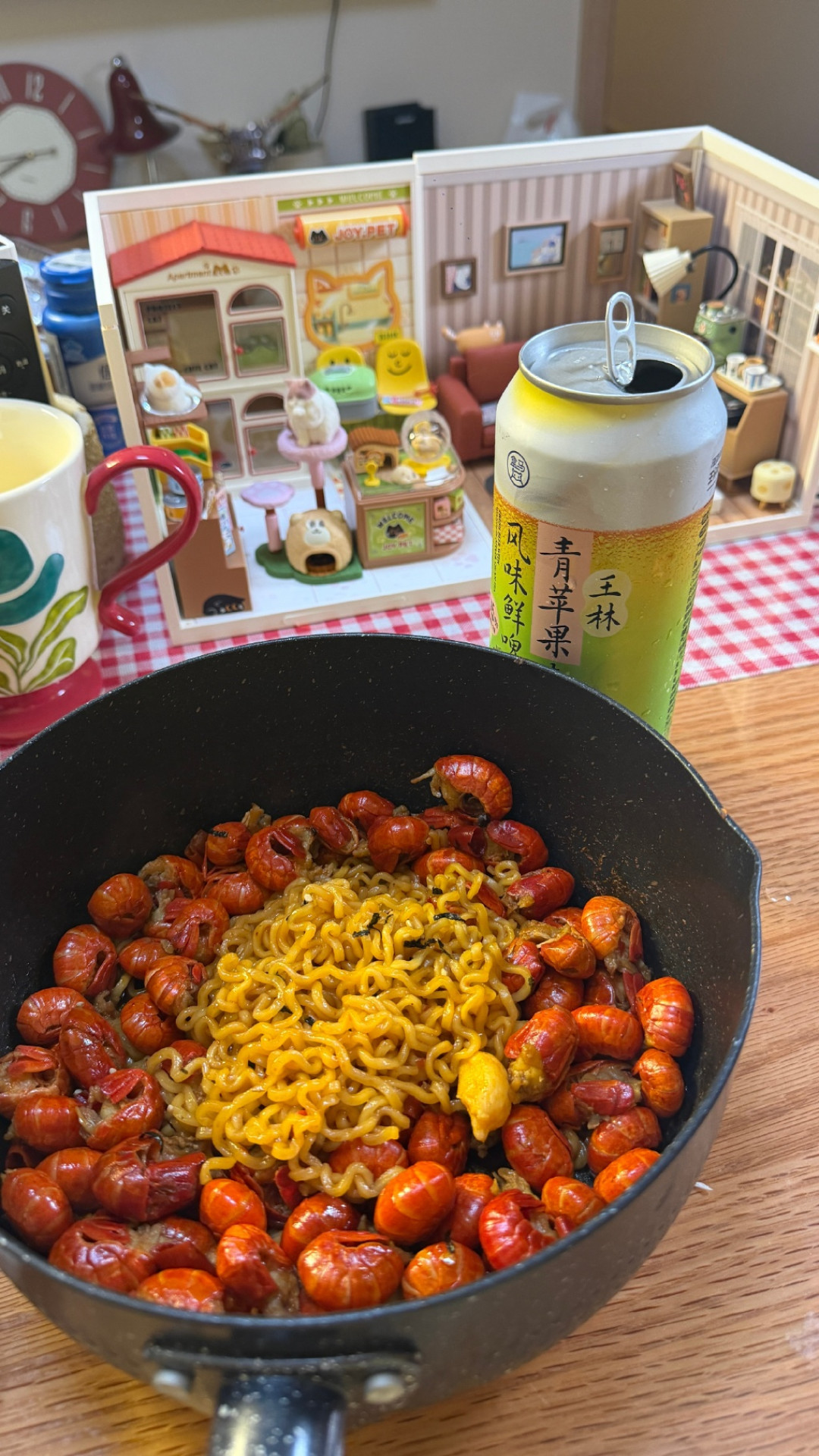 世界杯都没带火啤酒?翻完四大巨头的半年报,我发现3个和你钱包有关的变化