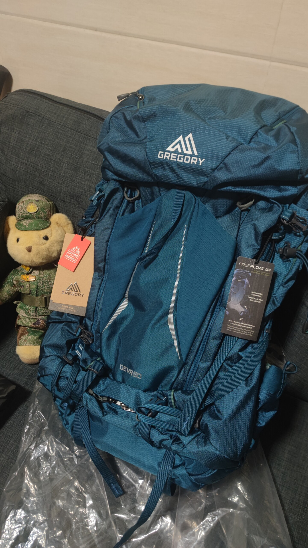 同样叫行疆:1200元的绝版清仓和3509元的新款,国庆前格里高利Deva选哪代?