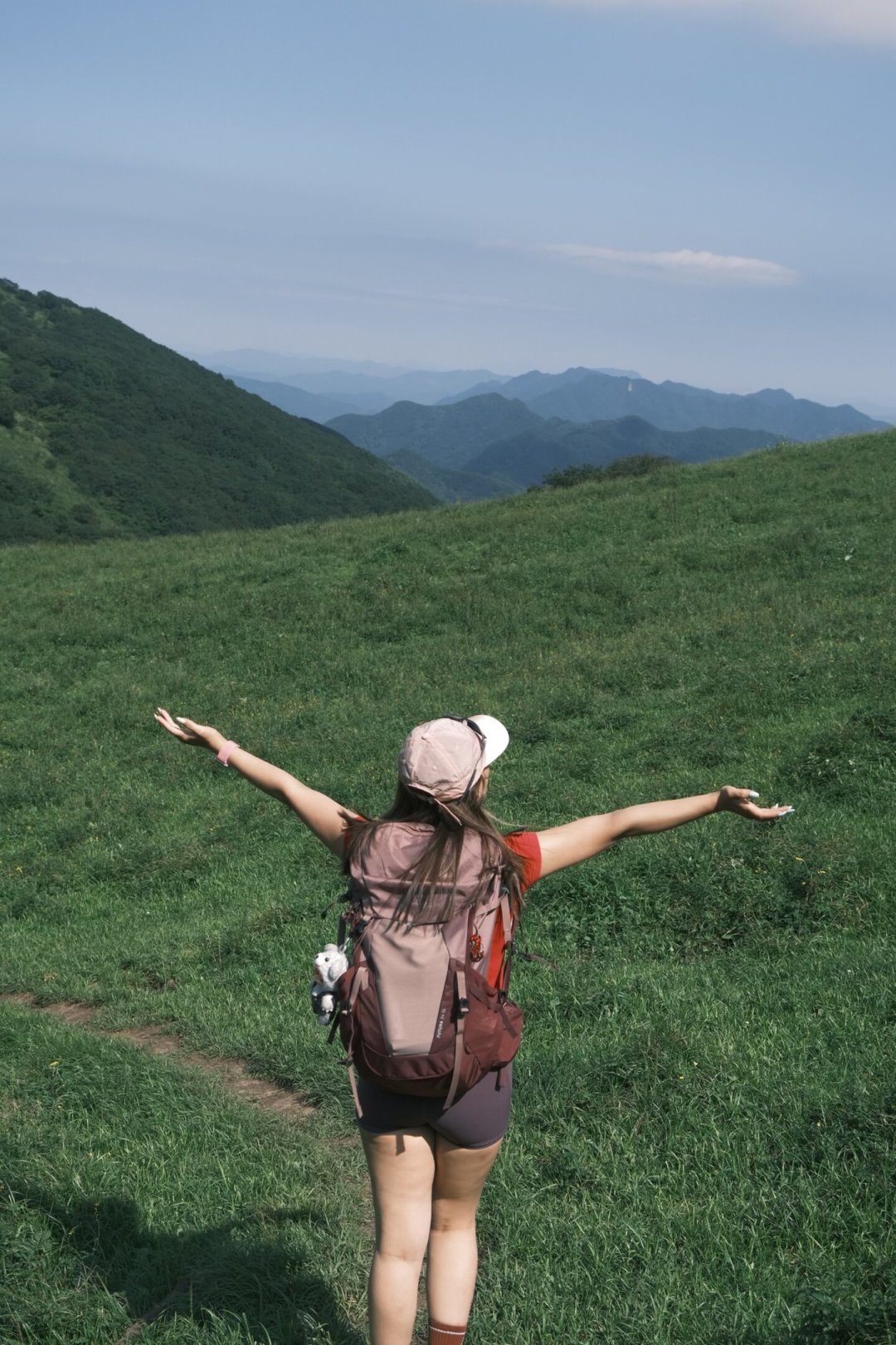 「秋天第一座山」打卡季来了:今年窗口劈成两半,两个周末两种爬法