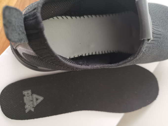 匹克休闲运动鞋