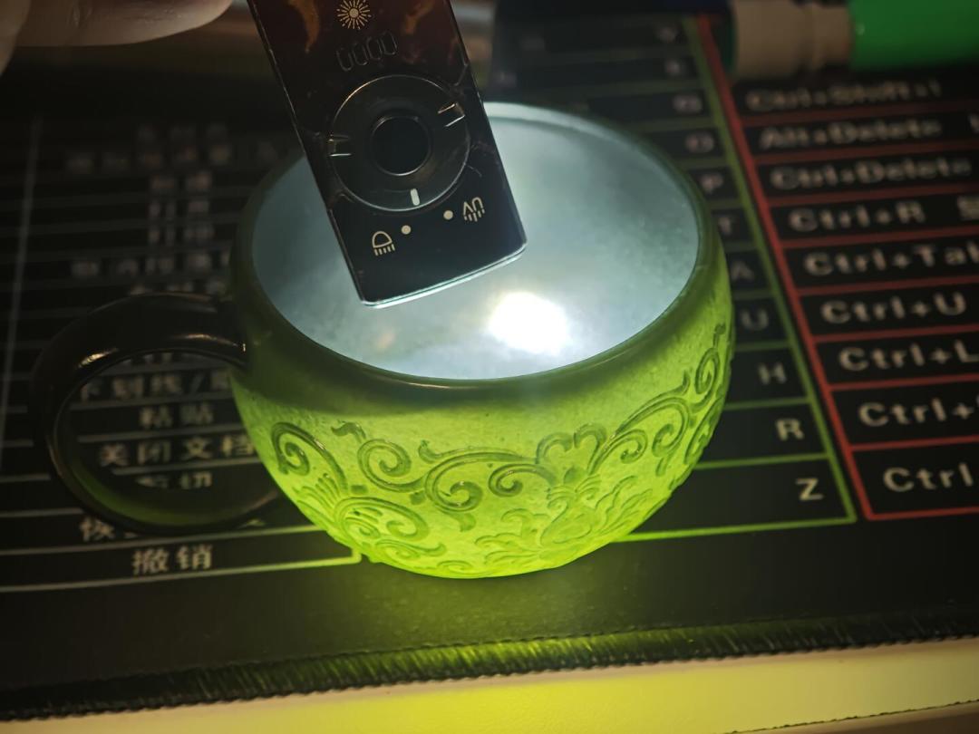傲雷司令官2 Ultra的四光源不是噱头,但评论区的这些吐槽也是真的