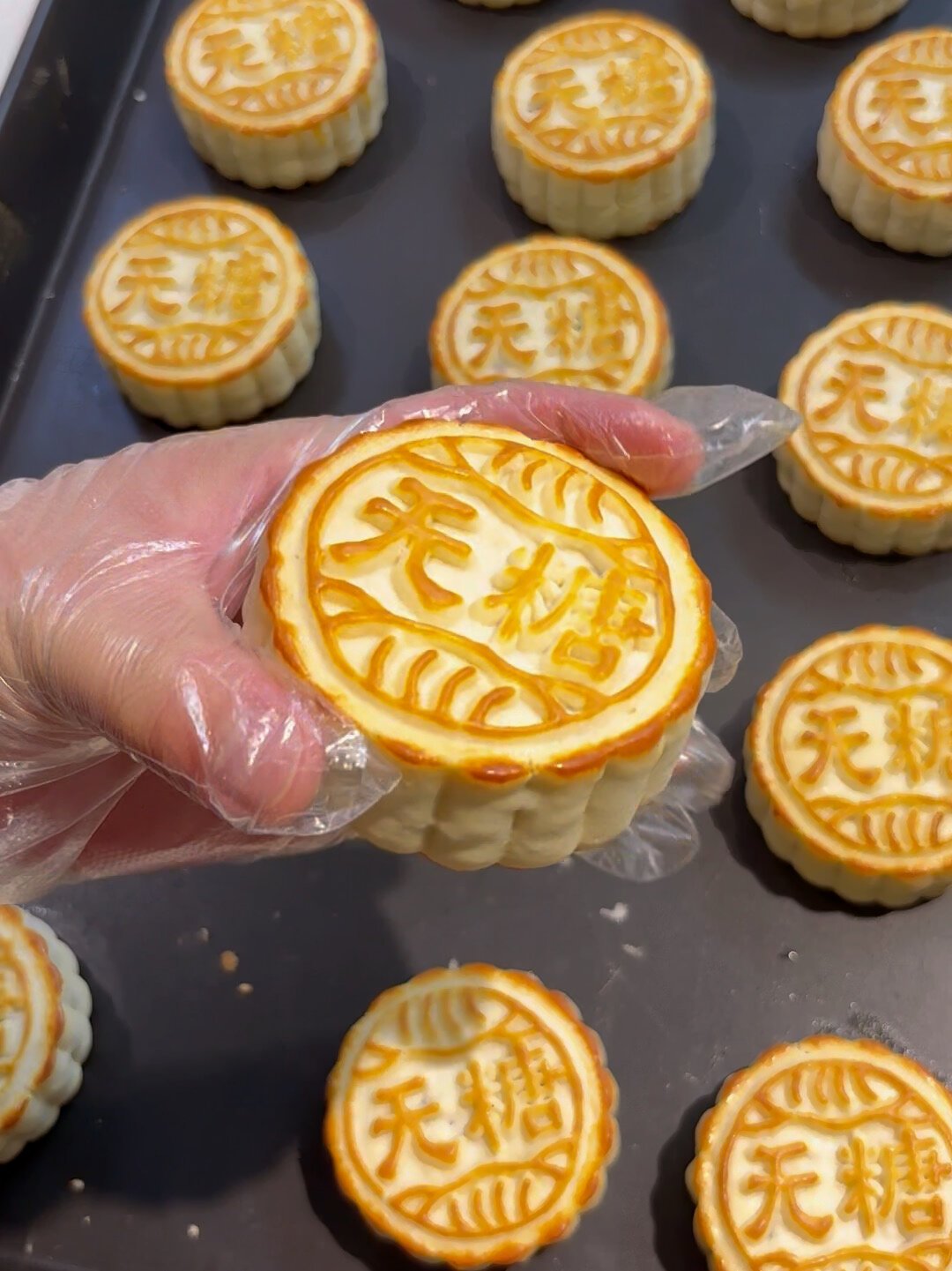 给爸妈做“无糖月饼”先别急着找配方:翻了最近的测糖帖,4条代糖路线只有1条真靠谱