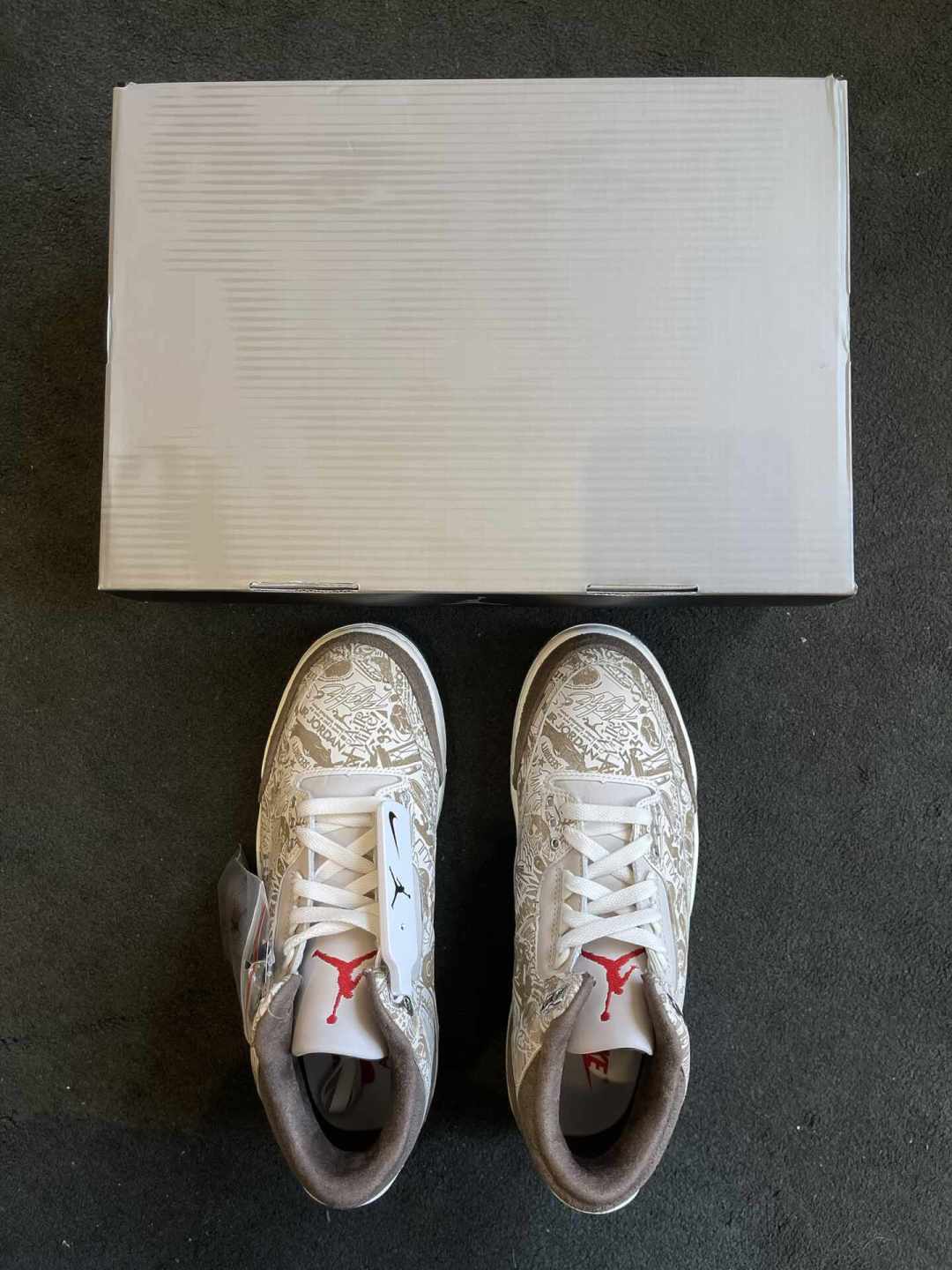 AJ3 Laser今天9点发售,定价1599元:乔丹的生日1of1终于市售,有人说能溢价,有人等它跌到三位数