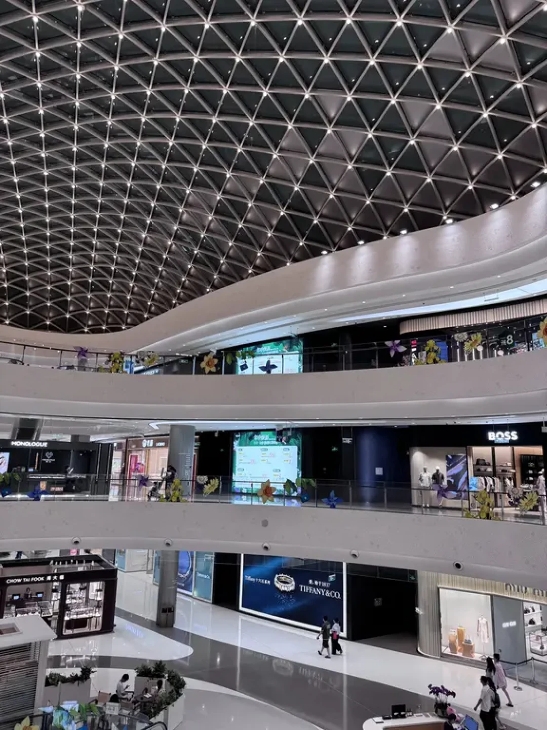 罗意威五折、YSL省出一万,但LV不免税:海南免税的大牌经典款真相