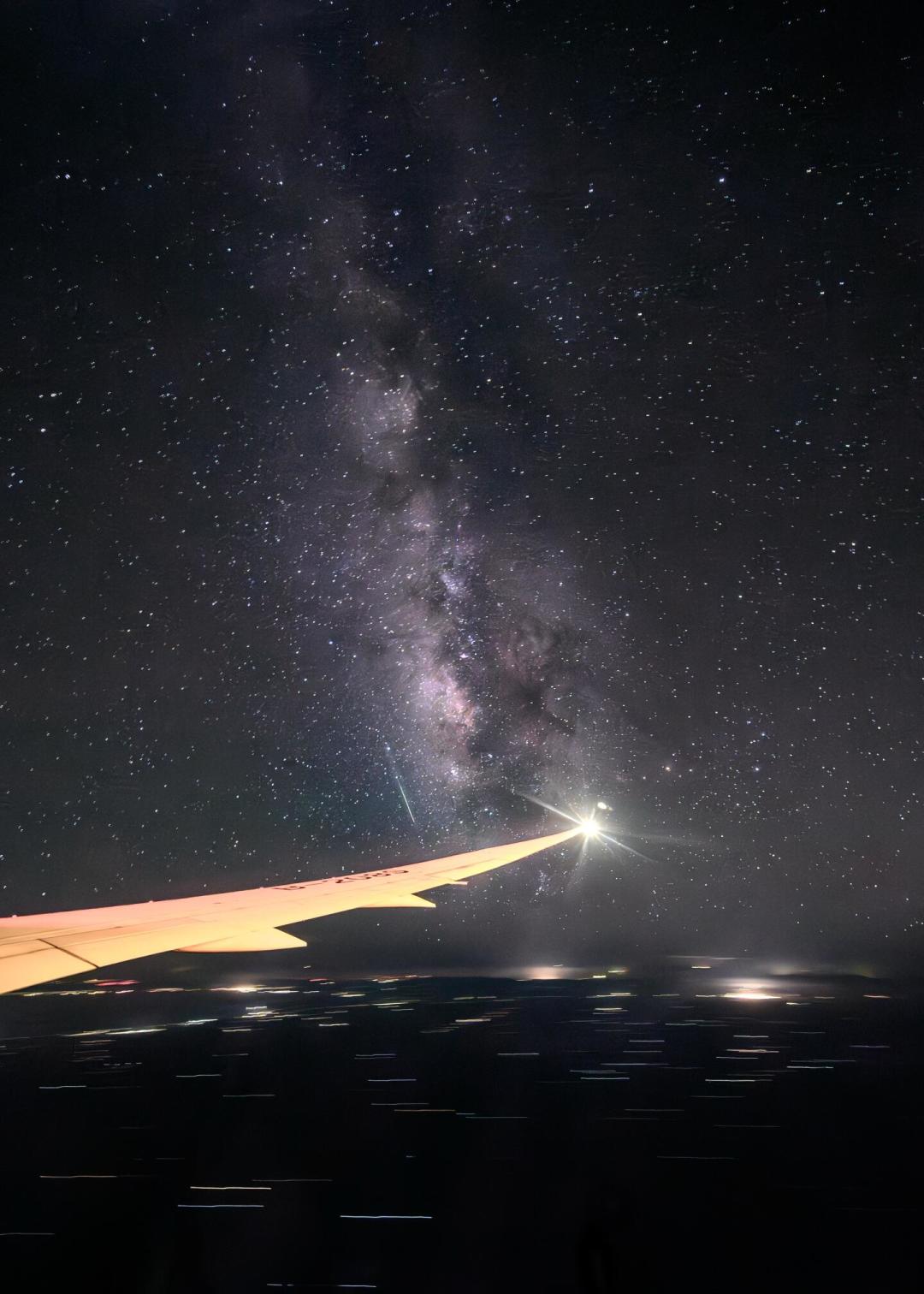 错过英仙座流星雨?我把2026下半年天象的月相和周几都算了一遍,真正值得熬夜的只有一场