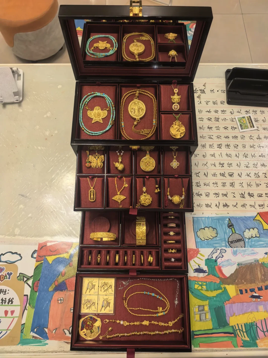 金价冲破4500美元，金饰涨到1359元/克：变现潮来了，报价高过972元的都是饵