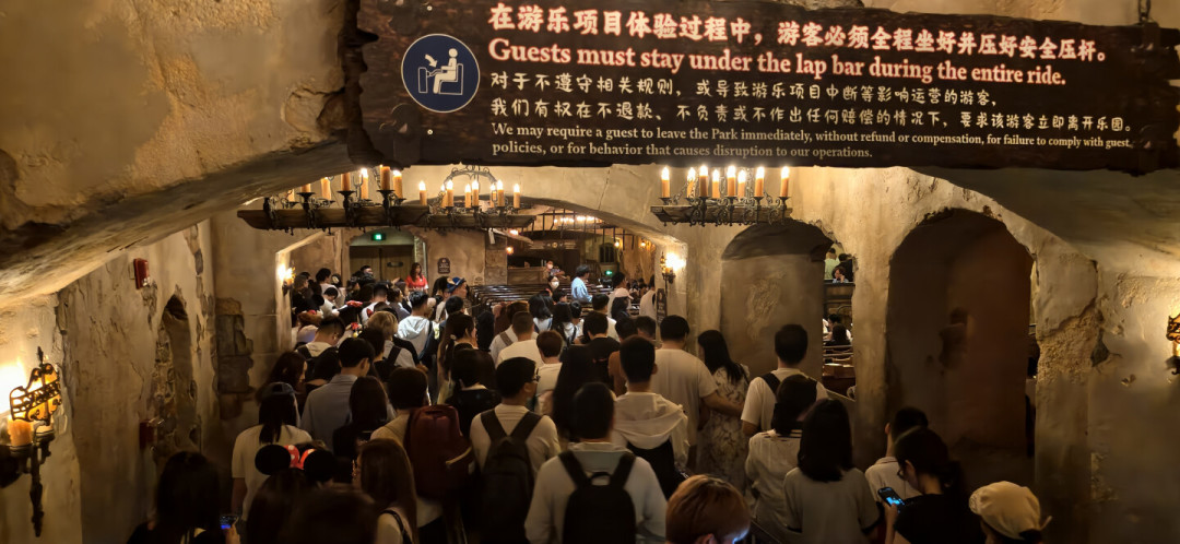 全球5座迪士尼都有加勒比海盗,最强的在上海:暑假尾去玩,钱和时间别花错