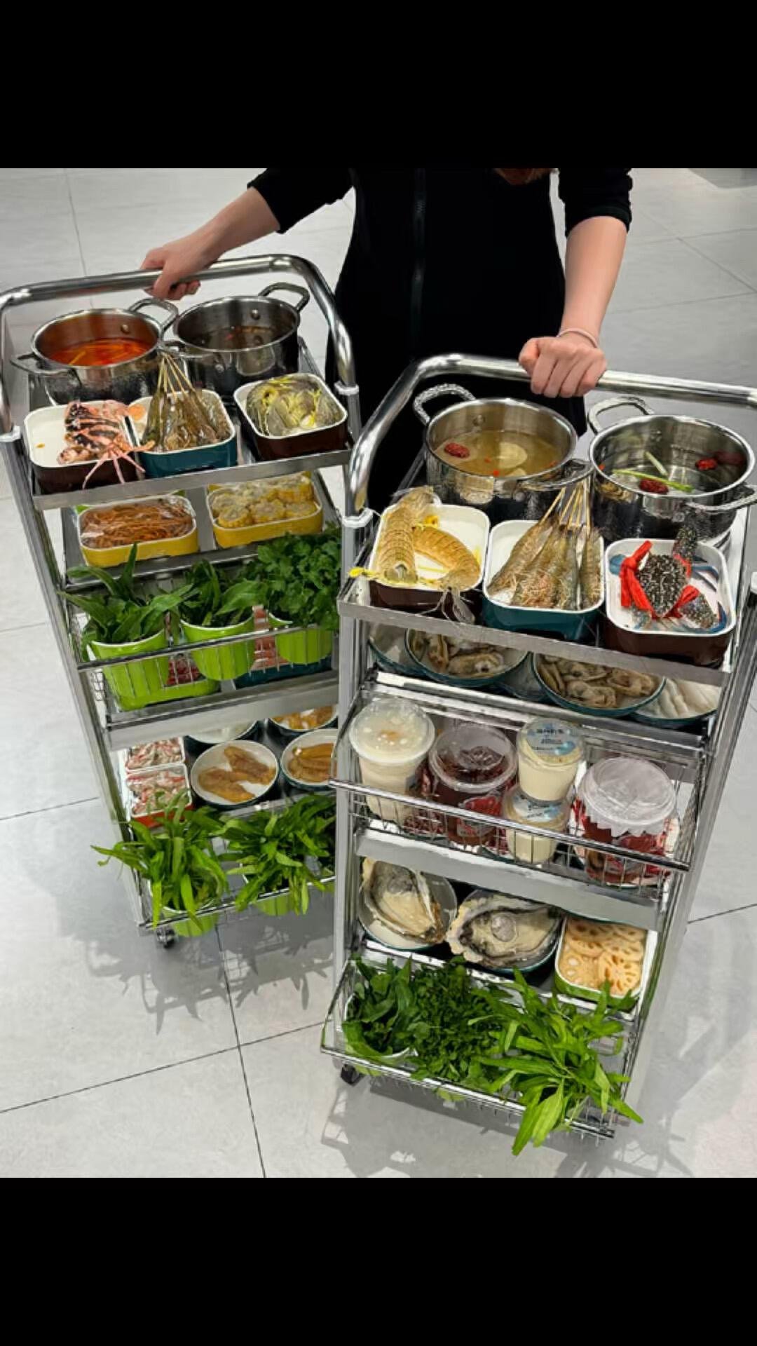 素菜1元起、甜品9.9元任吃: